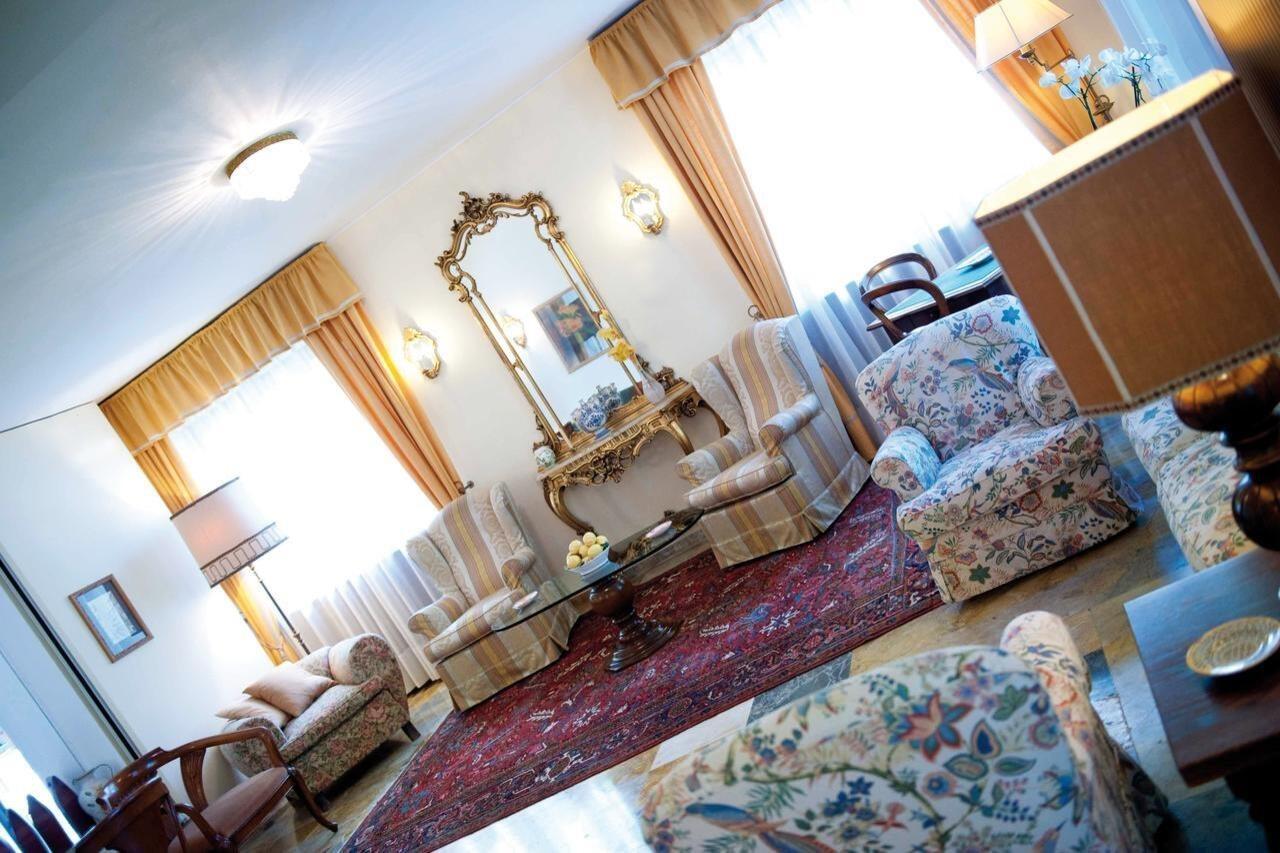 Hotel Stella D'Italia - Nuova Gestione Римини Екстериор снимка