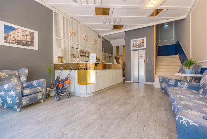 Hotel Stella D'Italia - Nuova Gestione Римини Екстериор снимка