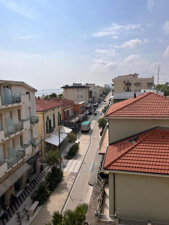 Hotel Stella D'Italia - Nuova Gestione Римини Екстериор снимка