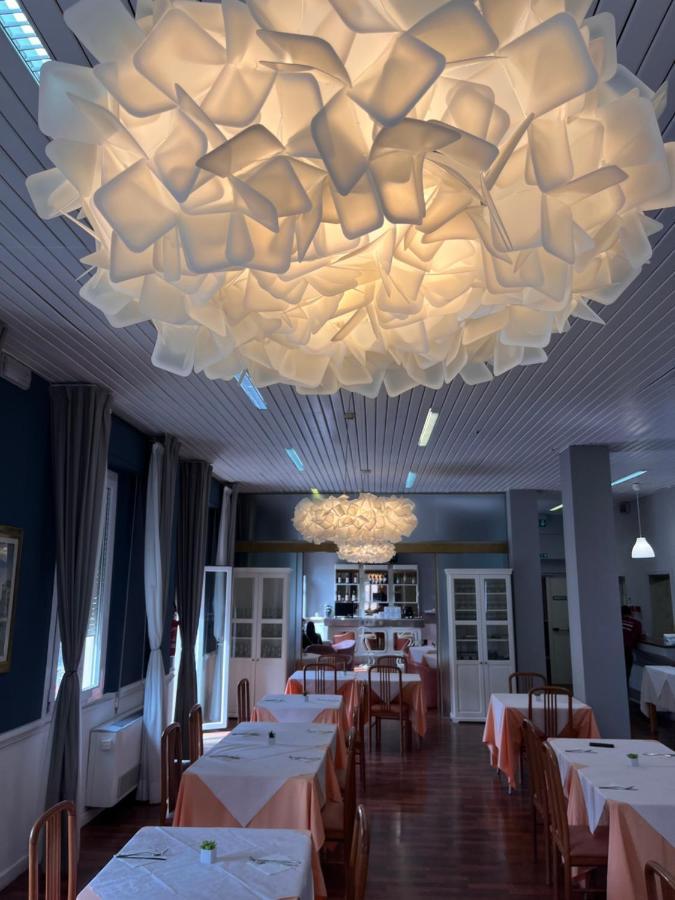 Hotel Stella D'Italia - Nuova Gestione Римини Екстериор снимка