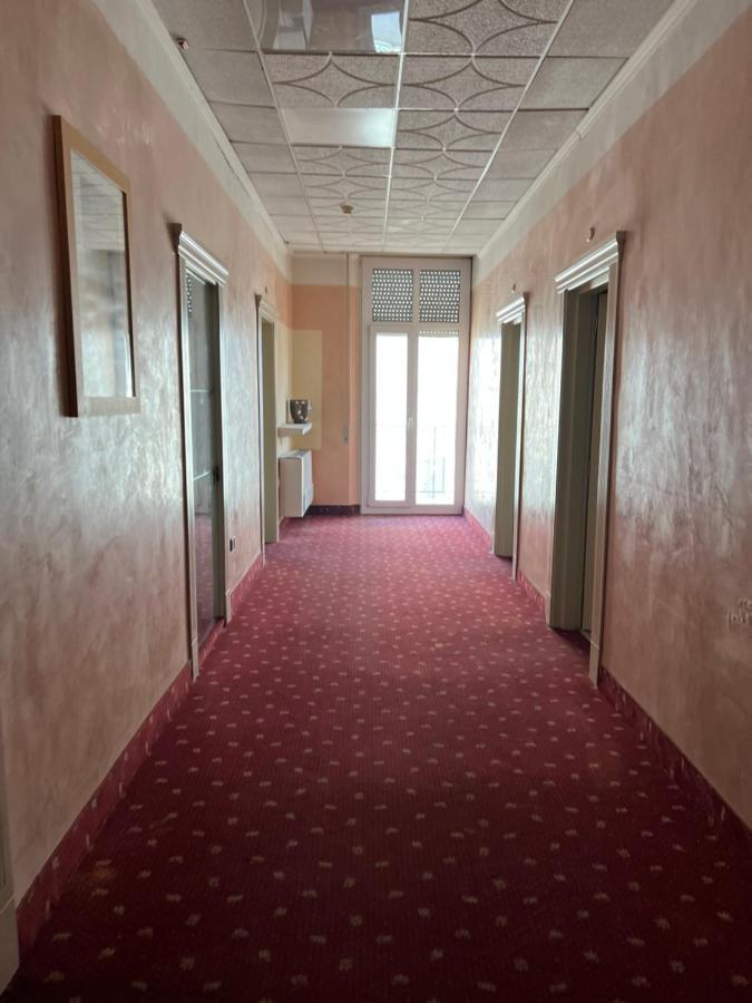Hotel Stella D'Italia - Nuova Gestione Римини Екстериор снимка